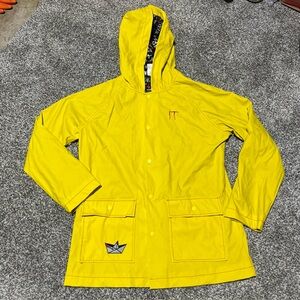 IT Chapter Two Hooded Yellow Rain Coat Jacket Size S Spirit Pennywise Horror